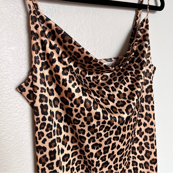 Cheetah print leopard print midi dress - H&M midi dress with slit - cowl neck - Picture 2 of 5